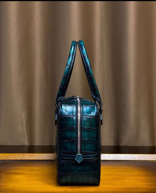 alt
Borsa vintage verde con manico superiore in vera pelle di coccodrillo