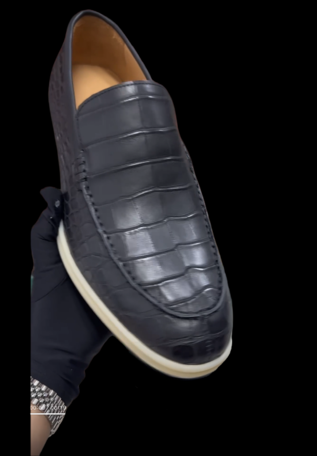 txt
Giày lười da nubuck vân cá sấu đặt trước, màu đỏ rượu vang/cam/xám đậm